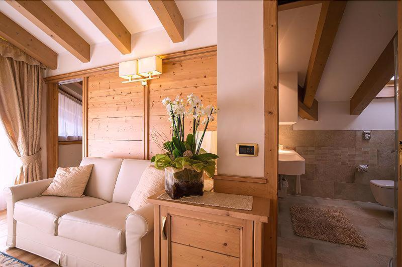Beverly Alps Hotel & Spa Pinzolo Extérieur photo