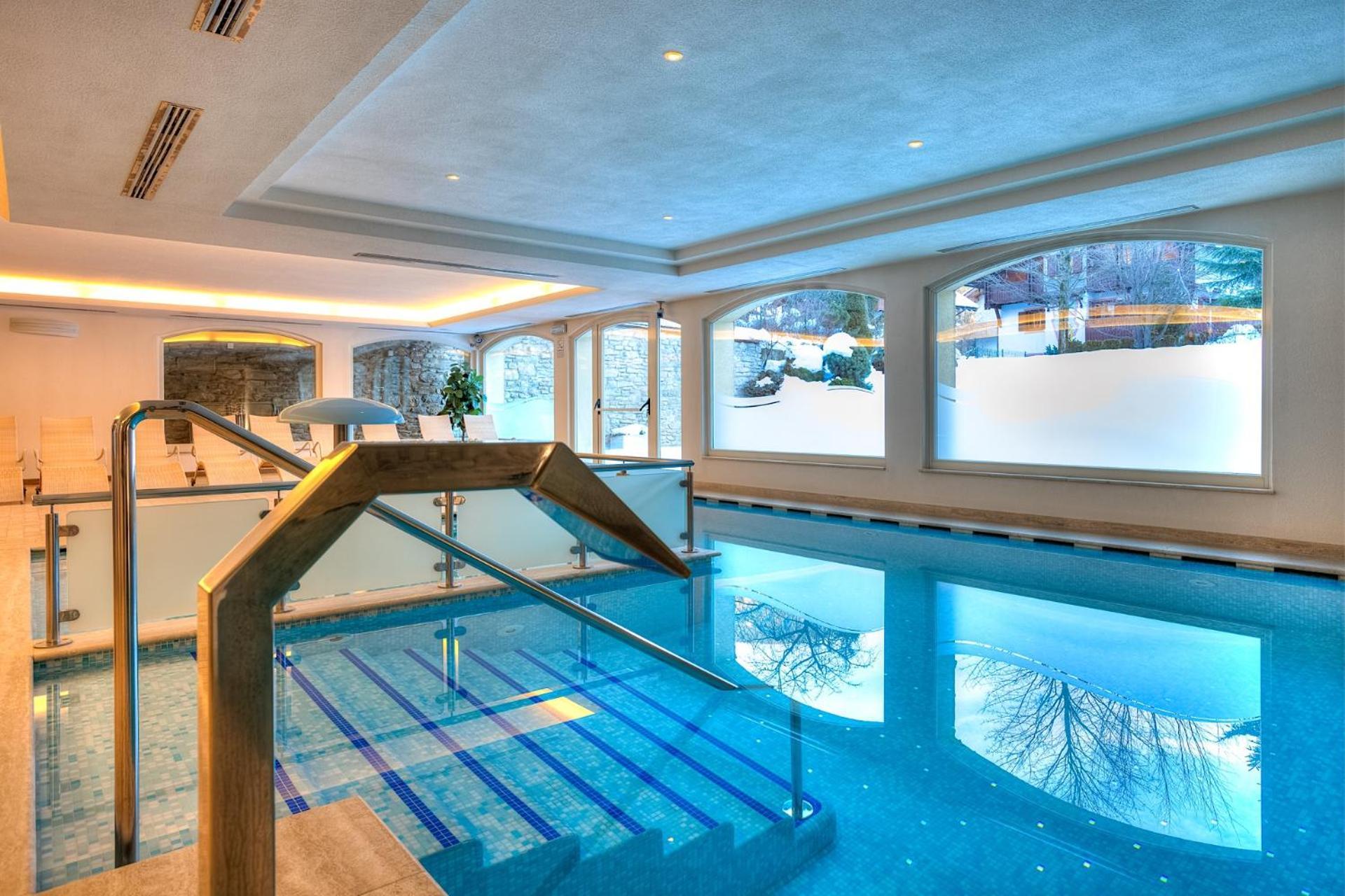 Beverly Alps Hotel & Spa Pinzolo Extérieur photo