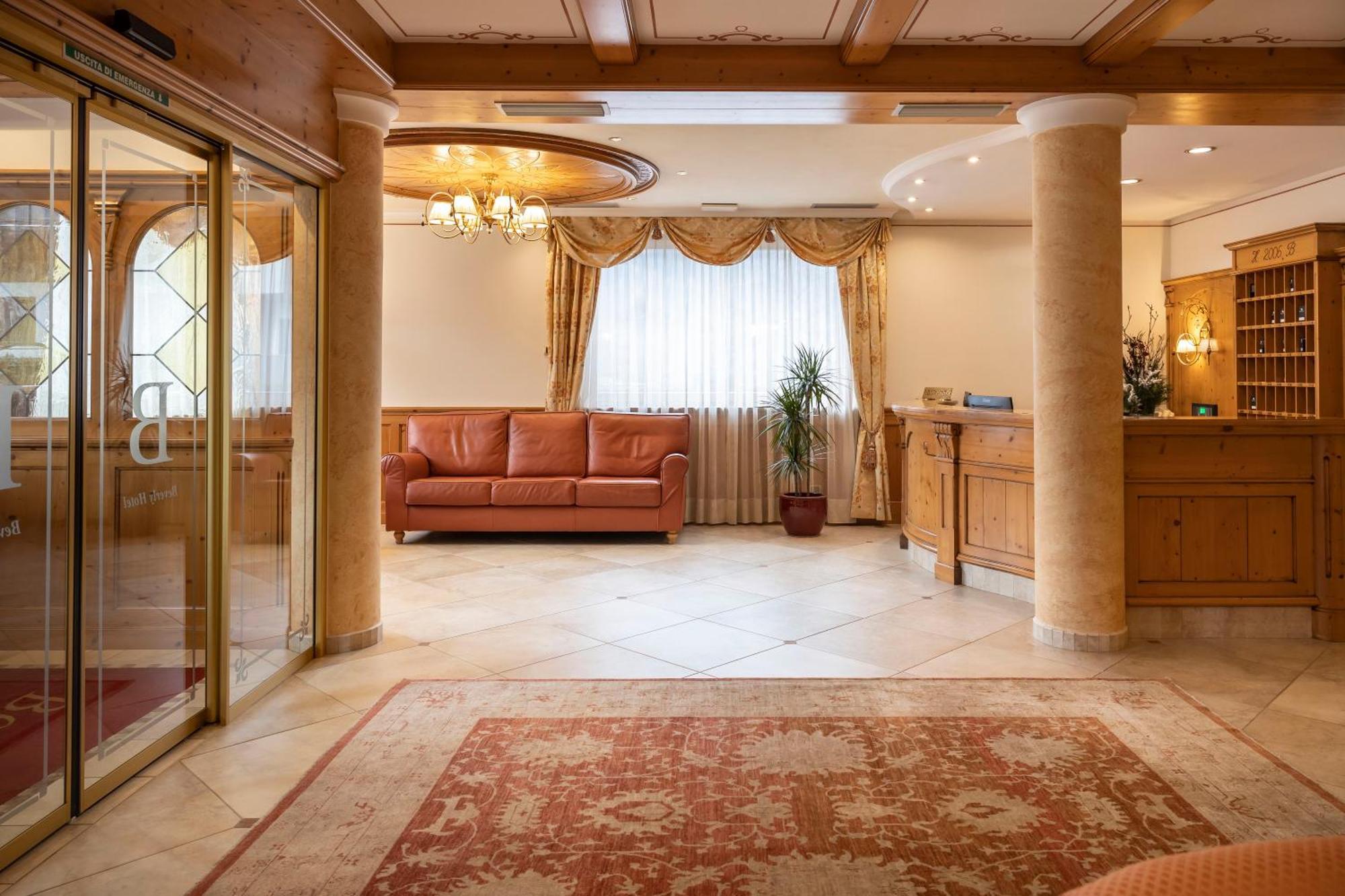 Beverly Alps Hotel & Spa Pinzolo Extérieur photo