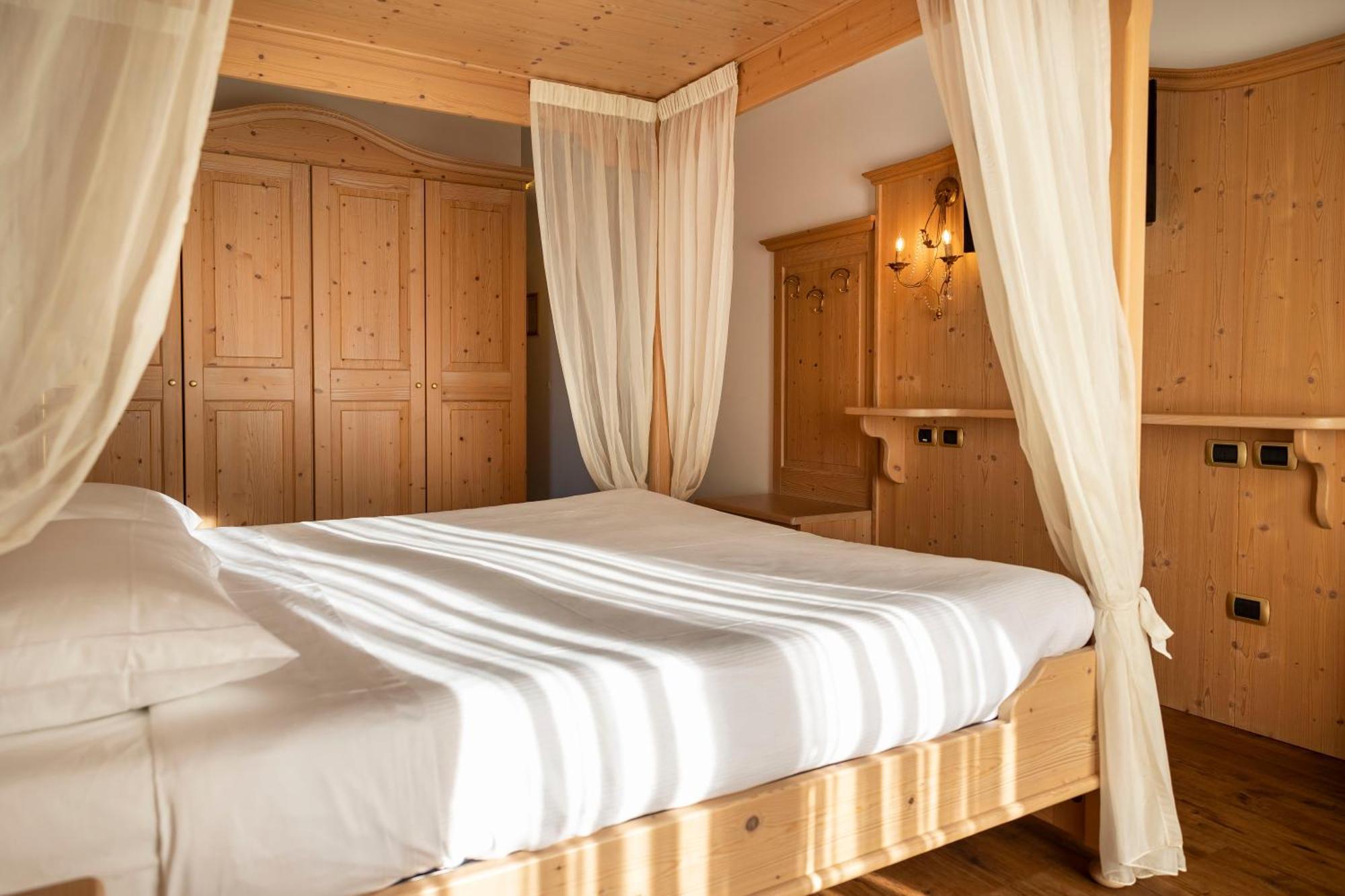 Beverly Alps Hotel & Spa Pinzolo Chambre photo