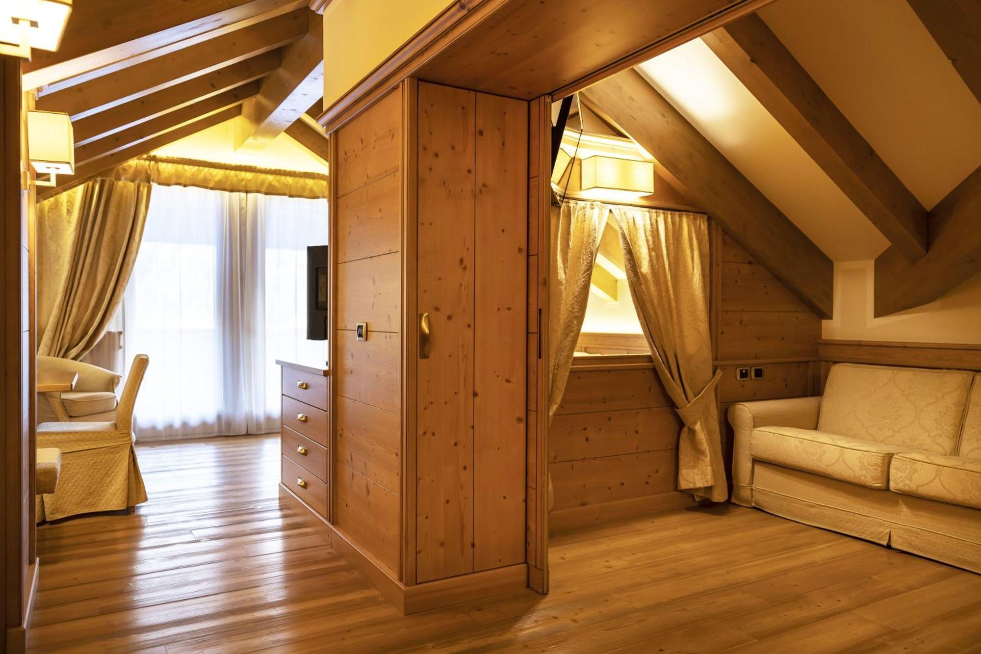 Beverly Alps Hotel & Spa Pinzolo Extérieur photo