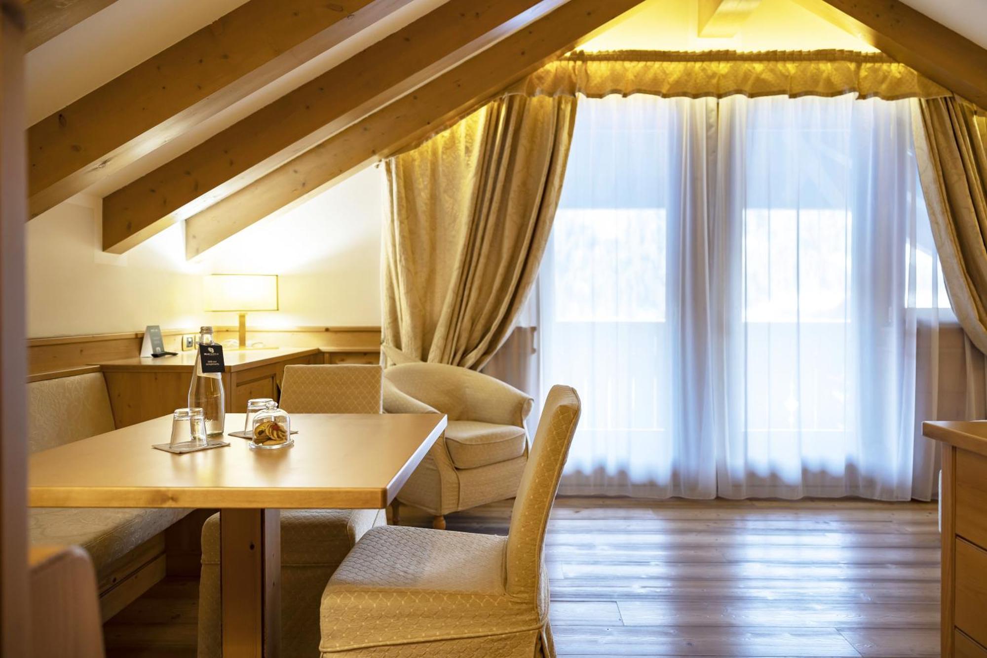 Beverly Alps Hotel & Spa Pinzolo Chambre photo