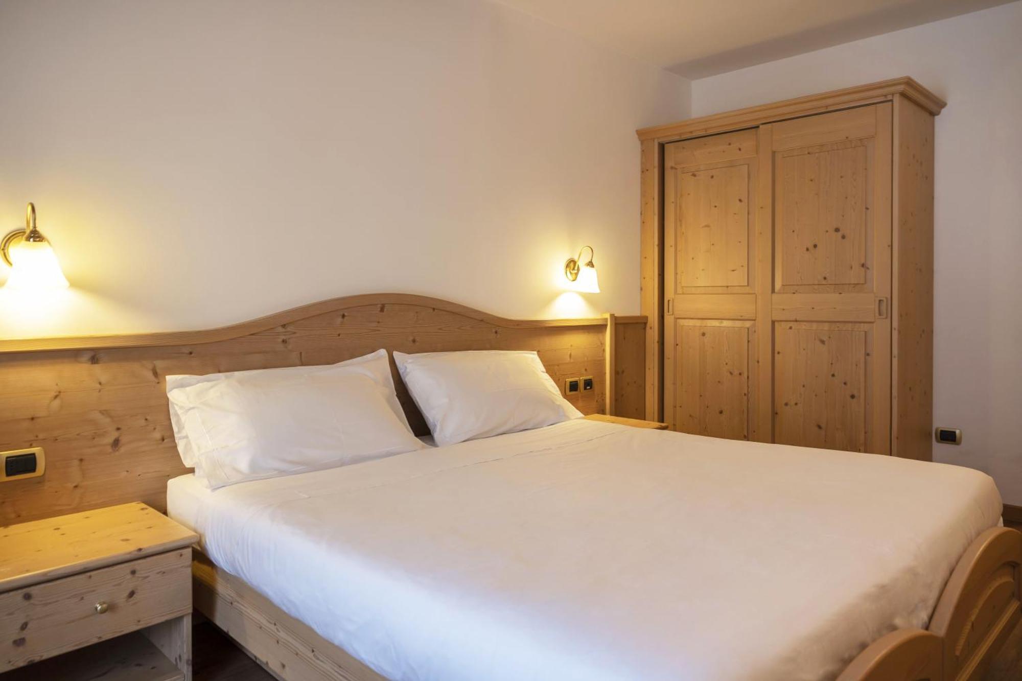 Beverly Alps Hotel & Spa Pinzolo Chambre photo